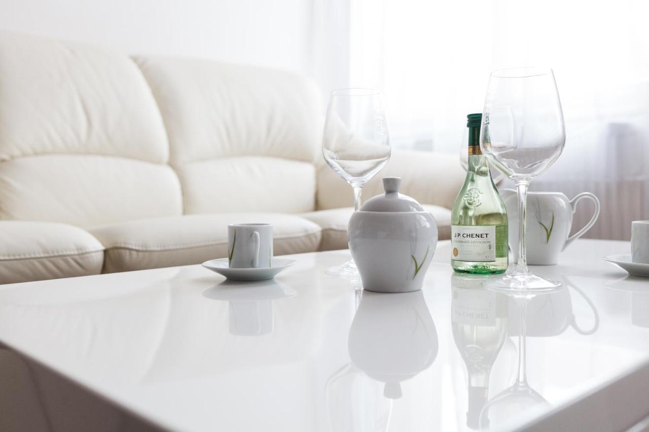 Prague Days - Stylish New Town Apartments מראה חיצוני תמונה