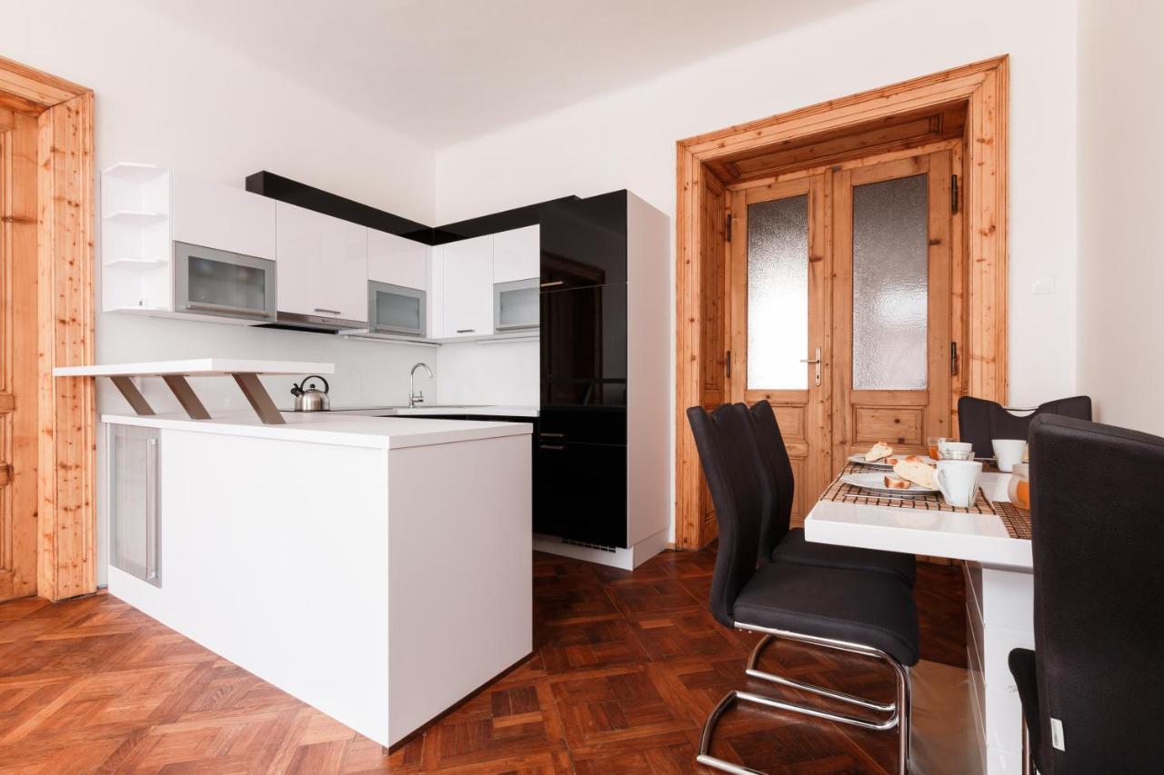 Prague Days - Stylish New Town Apartments מראה חיצוני תמונה